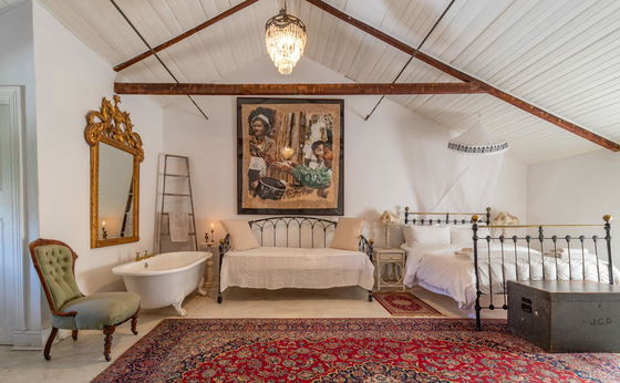 Luxury Honeymoon Loft