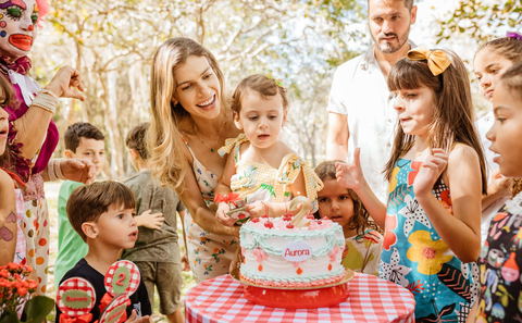 Can I bring my own cake?