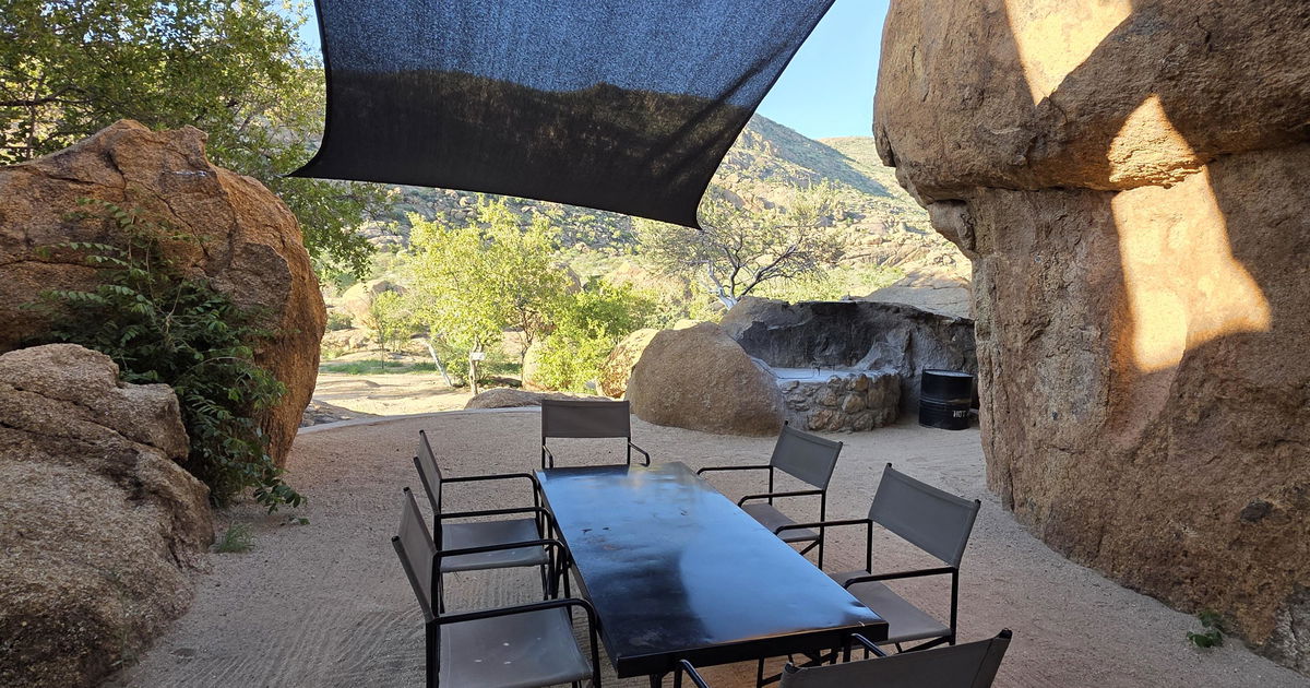 Erongo Rocks Farmhouse Camp Granite - Erongo Rocks - Farmhouse & Camping