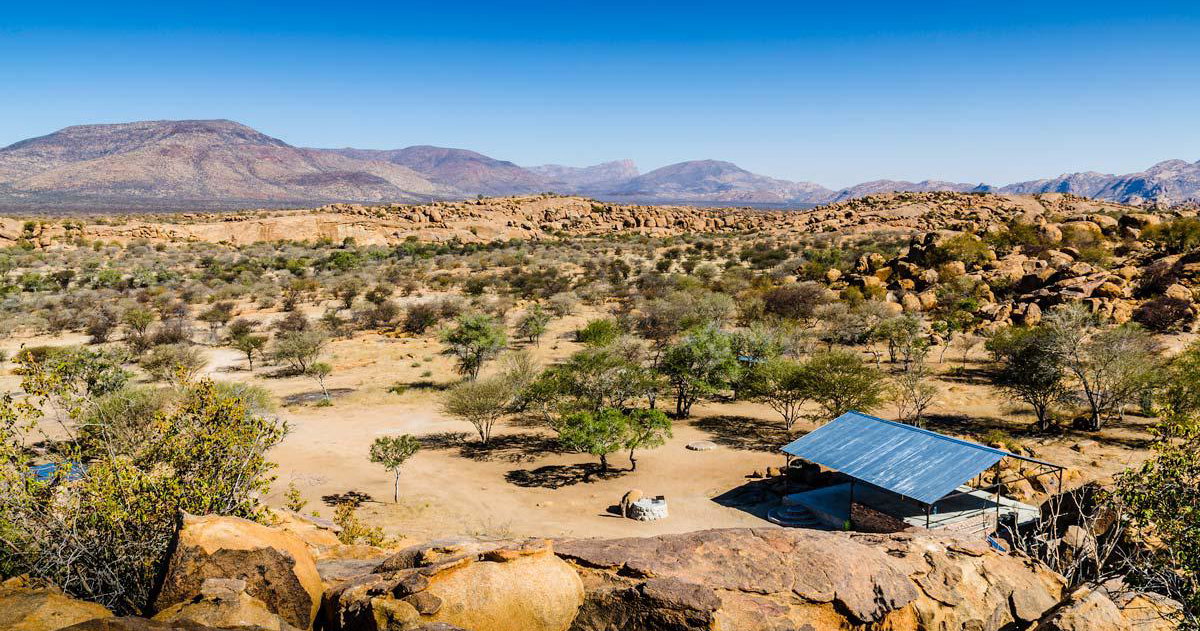 Camp Mountain View - Erongo Rocks - Farmhouse & Camping
