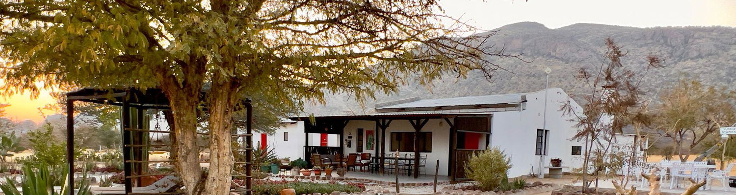 Farmhouse, Kiosk, Reception