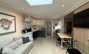 5 Approach Road – Studio