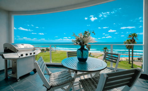 Beach Club 205