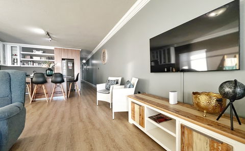 Beach Club 401