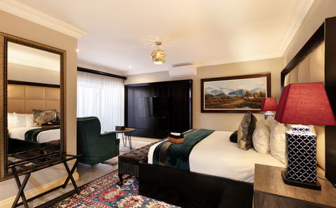 Executive Suite 1
