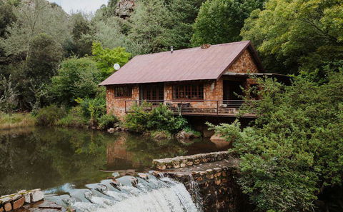 Explore Walkersons Estate