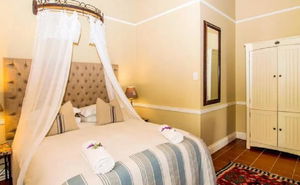 Queen with Single Bed