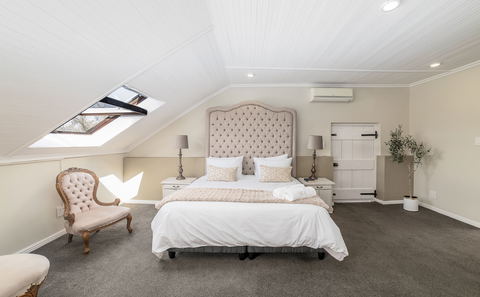 Self-Catering Loft