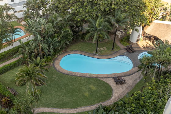 Communal pool and garden