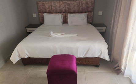 Comfort King/Twin Room with Balcony