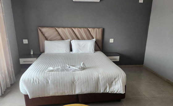 Superior King/Twin Room with Balcony