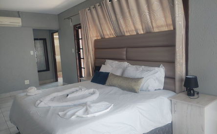 Comfy Quadruple Room