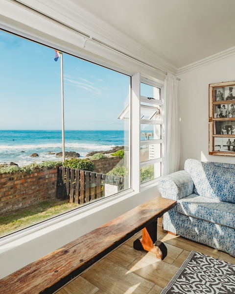 Seafront Holiday Home for families