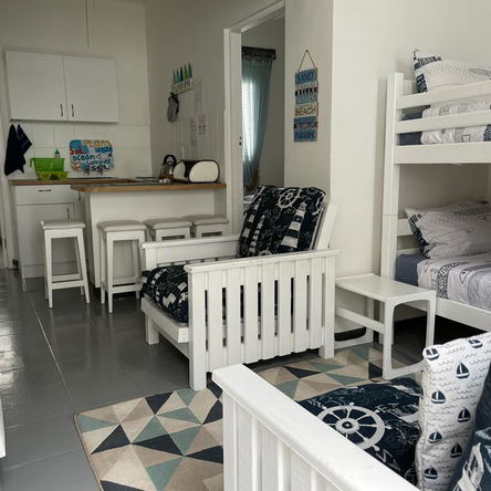 Apartment 7