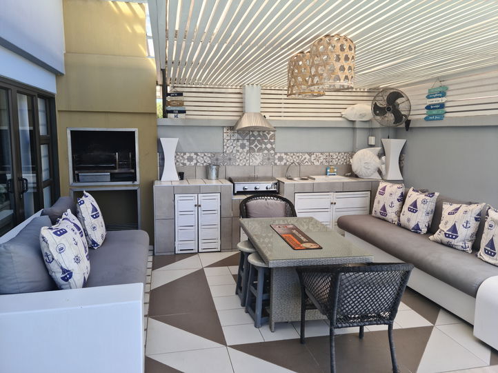 Apartment 22