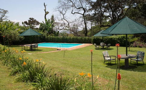 Sundowners overlooking the Una River