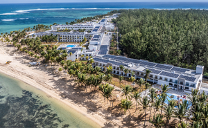 4* Riu Turquoise Mauritius | Flights & Return Transfers | R22 295 pp for 5 Nights All Inclusive