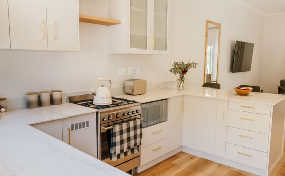 Cottage 3: Kingfisher (Luxury Honeymoon cottage - Lake view)