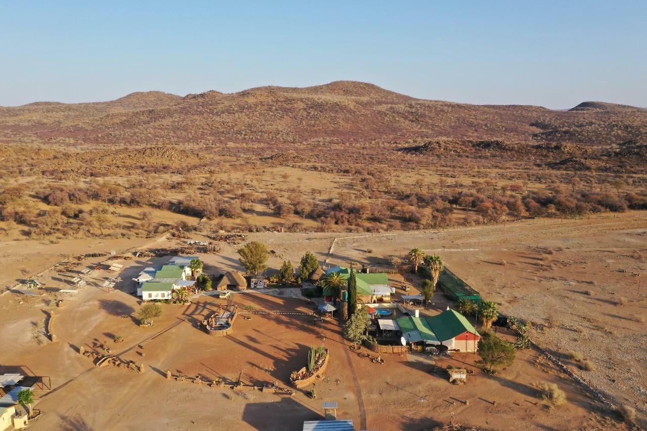 Remote farm escape in Erongo landscapes