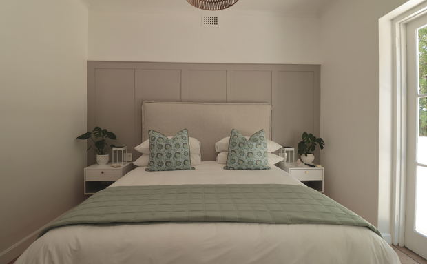 bedroom suite at robertson manor