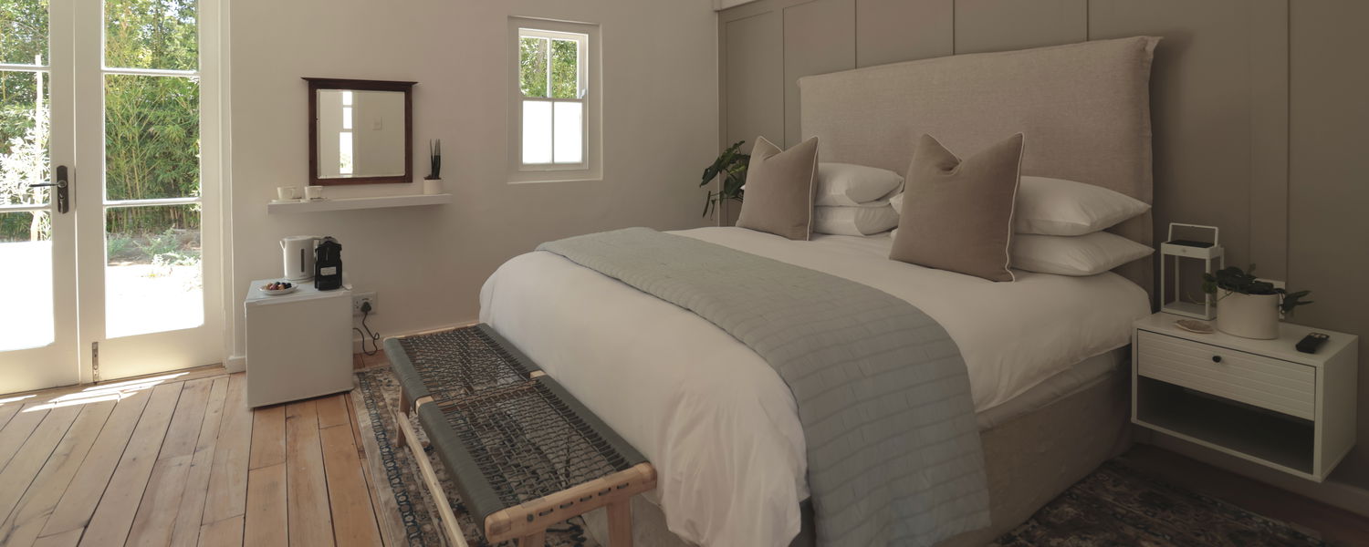 bedroom at robertson manor