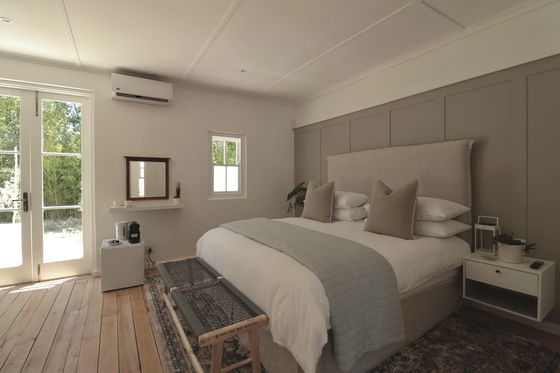 bedroom at robertson manor