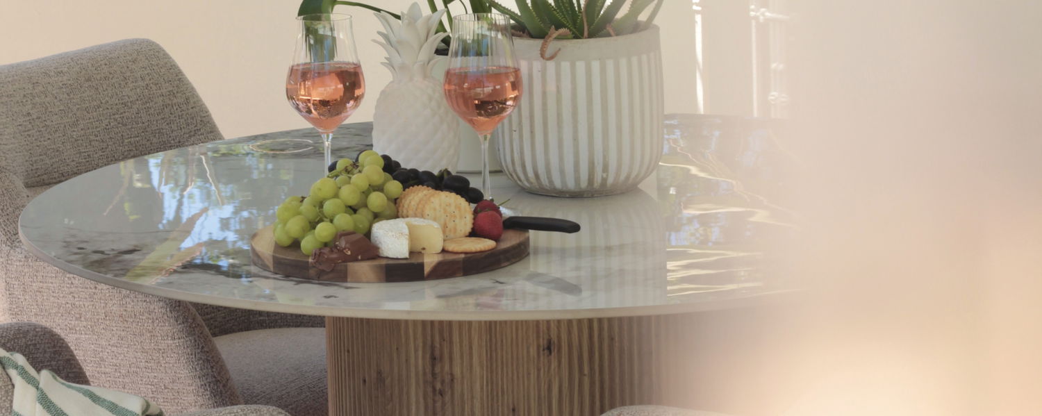 poolside dining at robertson manor