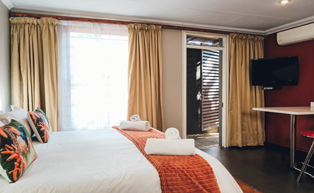 One Bedroom Self-Catering Unit