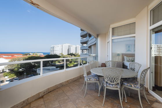 Balcony dining area