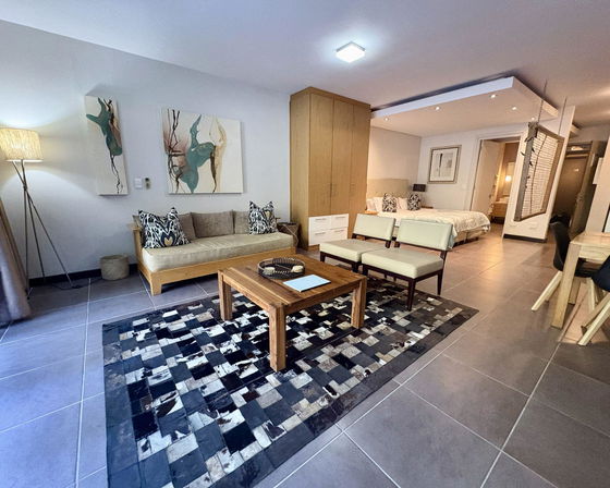 The Glen D9 - One Bedroom Apartment in Camps Bay