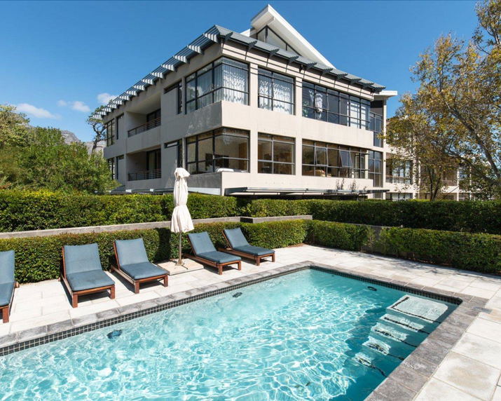 The Glen D20 - One Bedroom Apartment in Camps Bay 