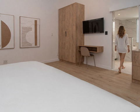 Superior King Room
