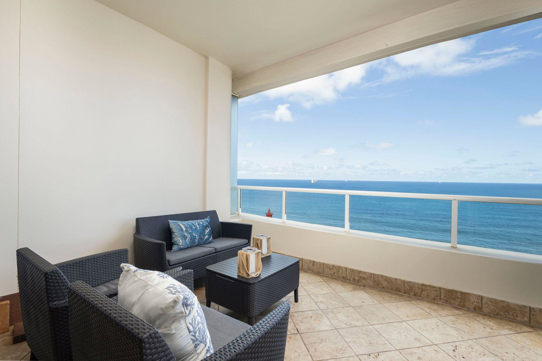 Balcony seating area