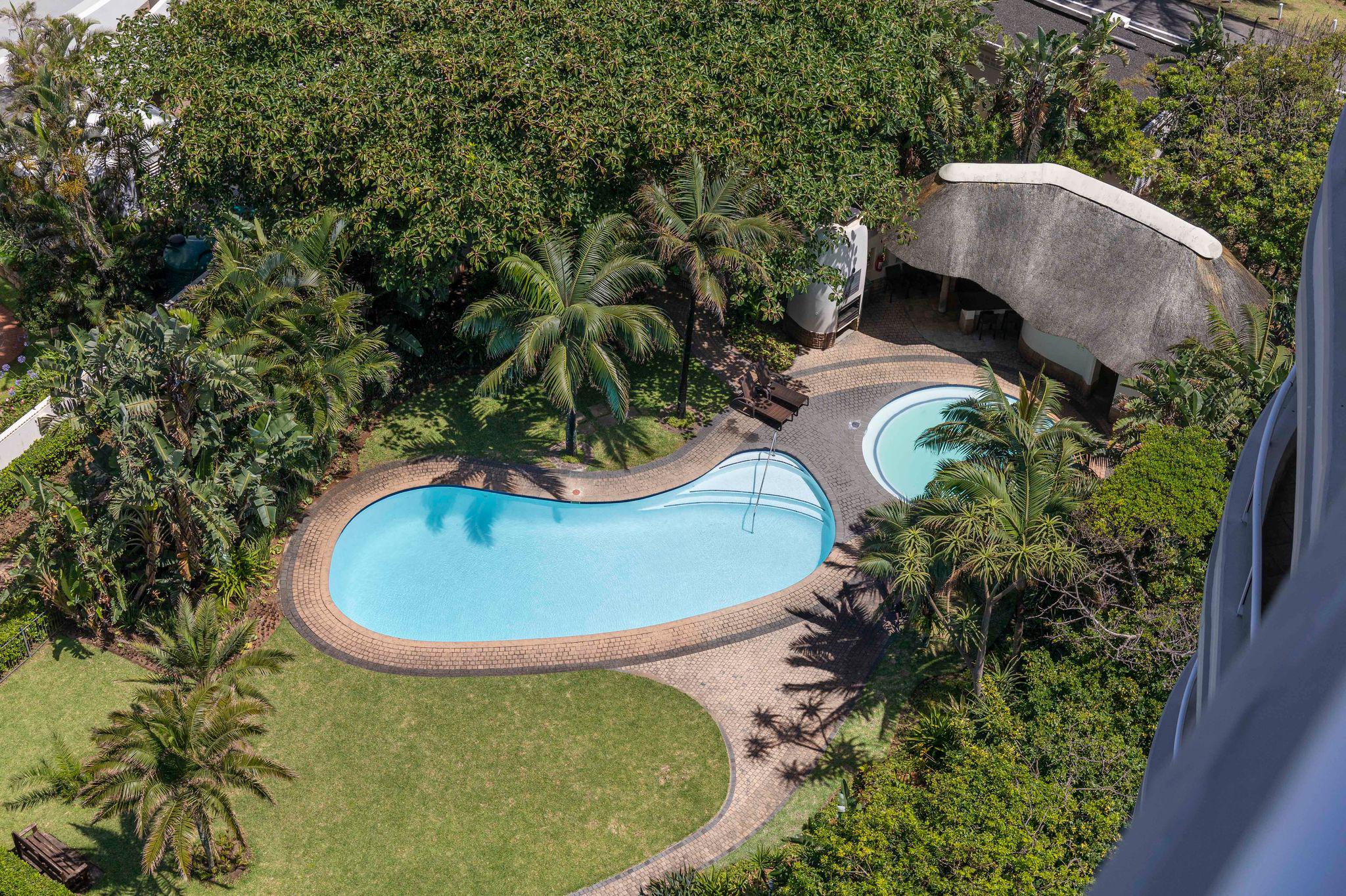 Communal pool and garden