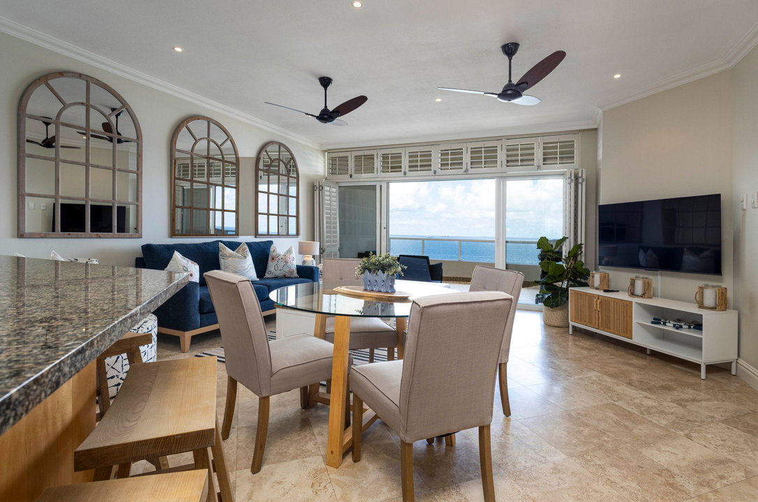 Dining area / Living room