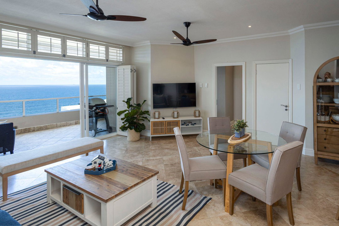 Lounge area
