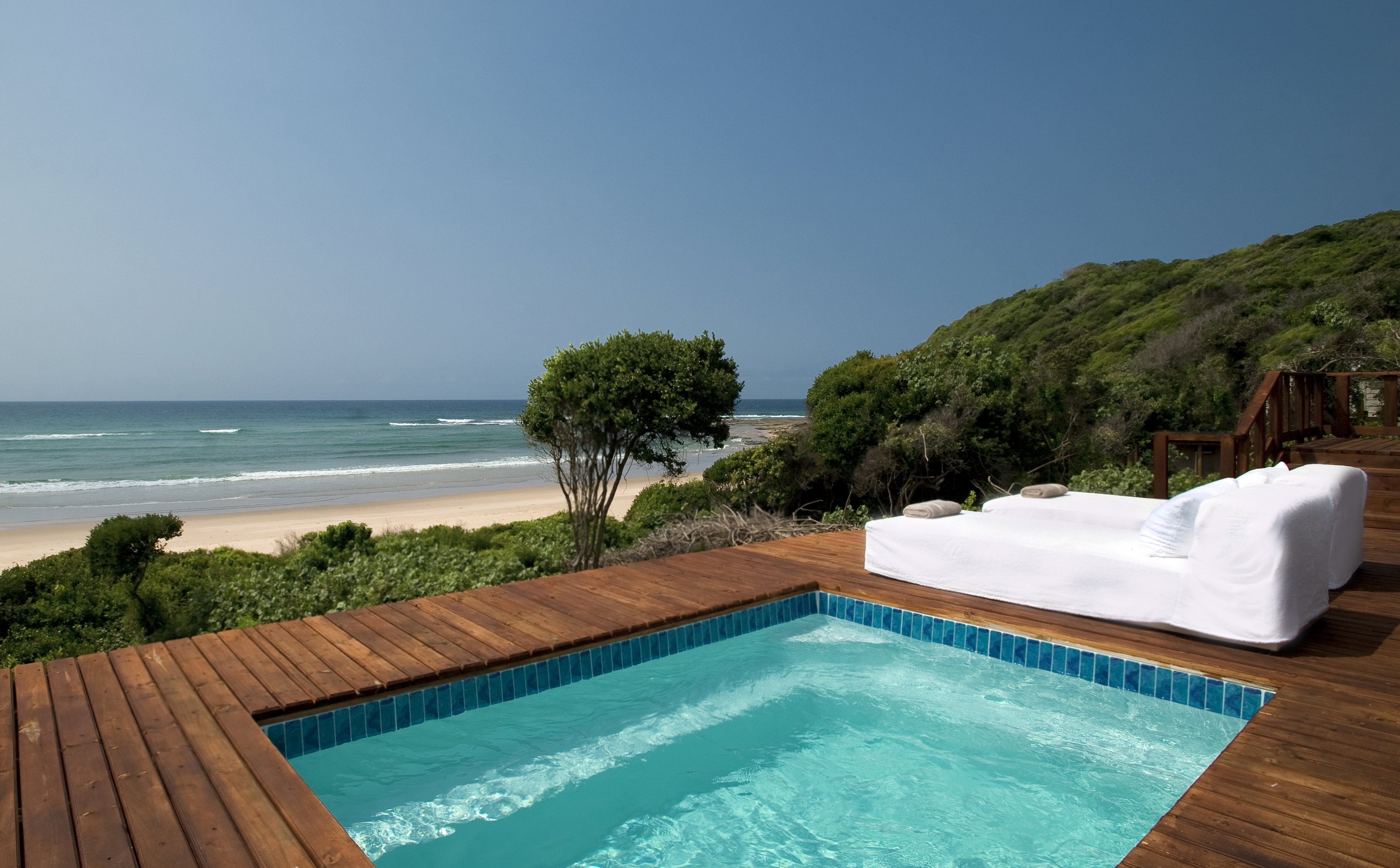 Beach Pool Suites