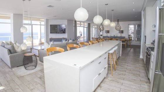 Kitchen Dining Area
