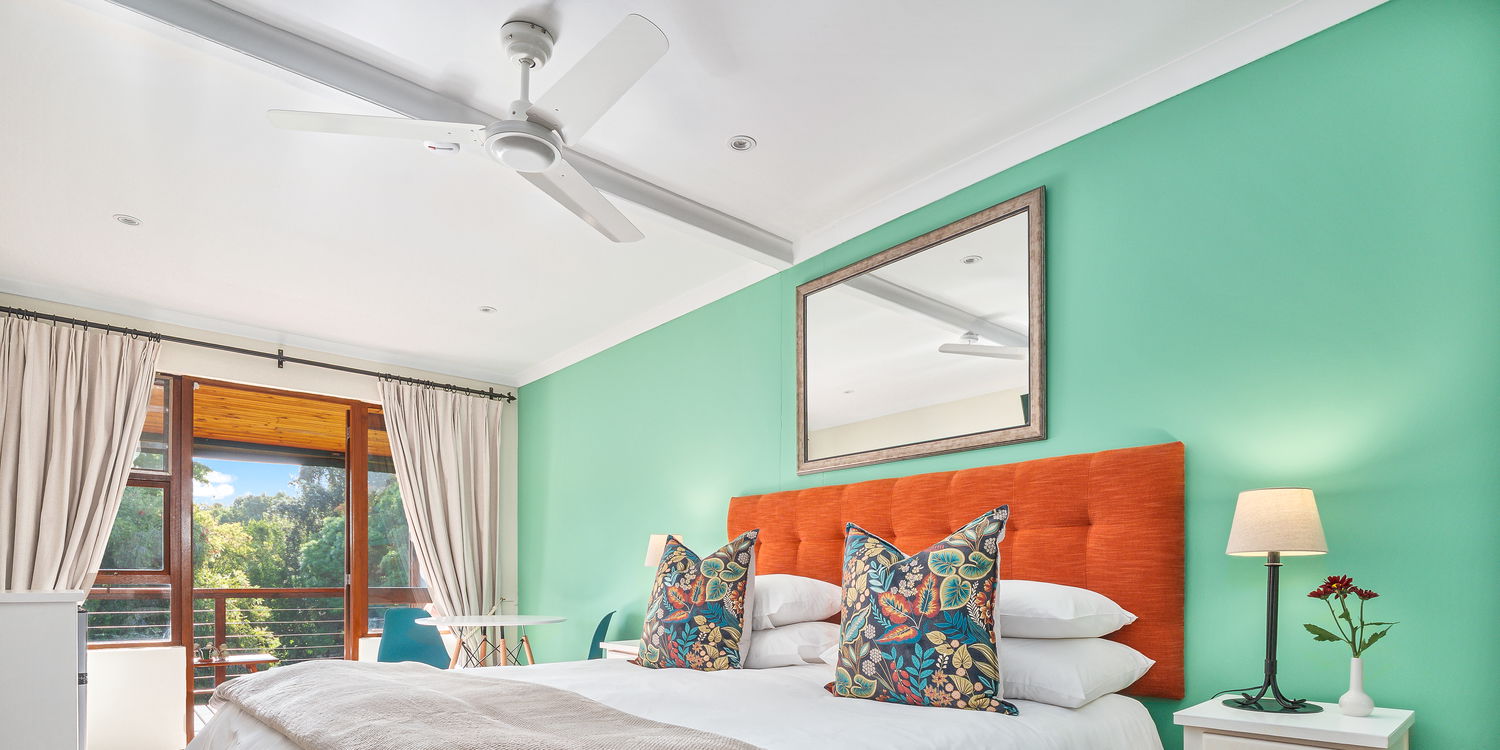 Garden Views & Comfort