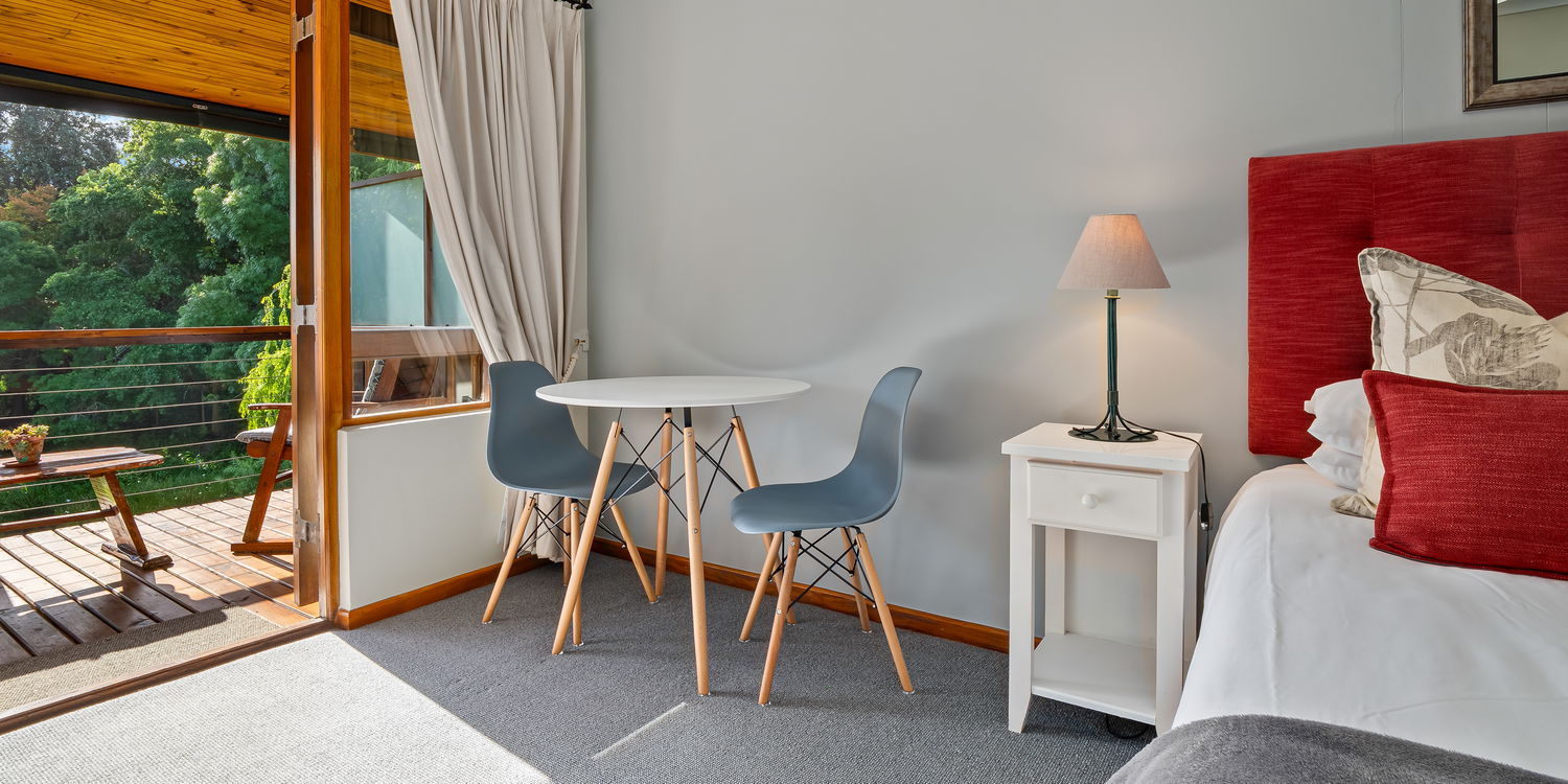 Tranquil Garden Setting