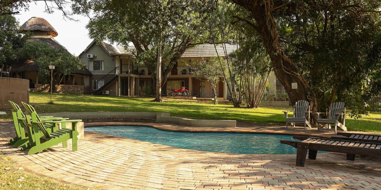 Swimming pool and peaceful gardens at our comfortable accommodation near Kruger National Park and Hoedspruit.