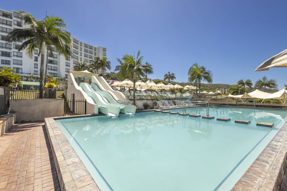 Resort Communal Swimming Pool