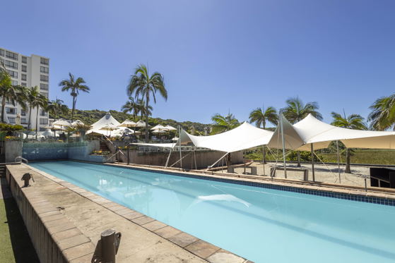 Resort Communal Swimming Pool