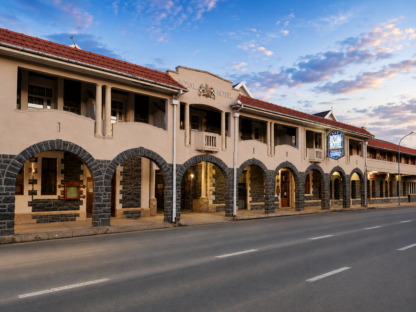 Welcome to Royal Hotel