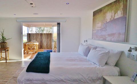 Superior Mountain / Valley Facing Rooms with Jacuzzi