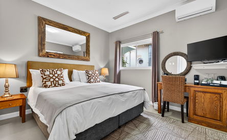 Room 1: Budget