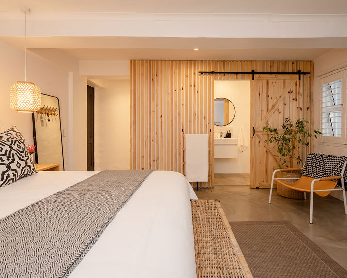 Standard King Room 1