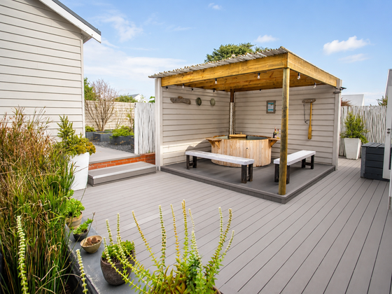 Wood-fired hot tub in the private courtyard