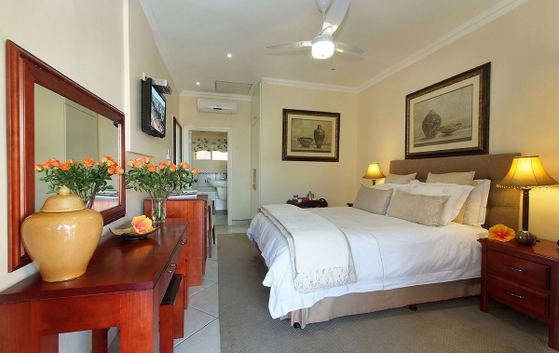 The Coral Room bedroom The Coral Room bedroom