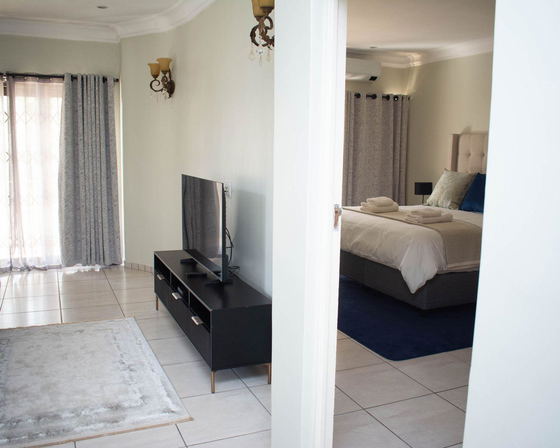 Superior King Suite